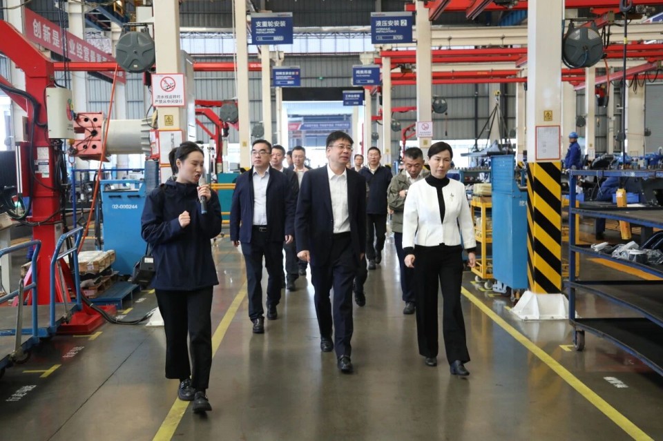 聚焦应急装备研爆发产，共探实战适配新路径——广州市应急治理局党委书记、局长叶芳调研ezweb易利娱乐平台智能